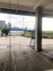 Distri Warehouses (D22), Factory #554932111